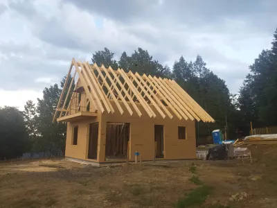 Konstrukcja domów w technologii szkieletu drewnianego